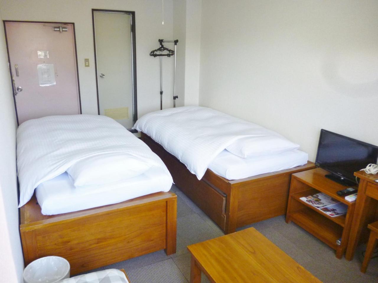 Hotel Econo-inn 2*